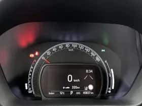 Toyota Aygo (2022) thumbnail 5