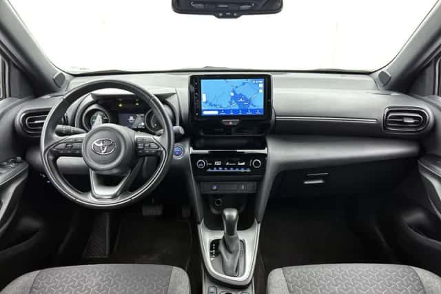 Toyota Yaris Cross (2024) thumbnail 4