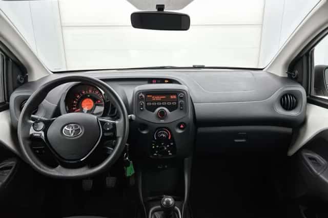 Toyota Aygo (2019) thumbnail 4