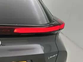 Toyota C-HR (2025) thumbnail 32