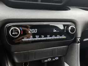 Toyota Yaris (2025) thumbnail 9