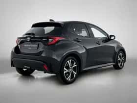 Toyota Yaris (2025) thumbnail 2