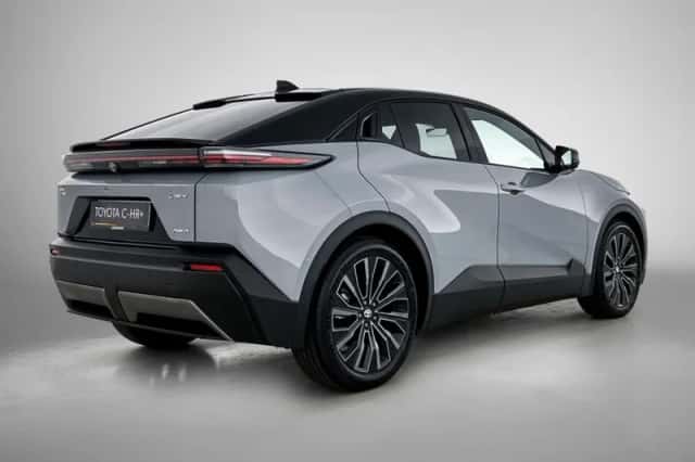 Toyota C-HR+ (2026) thumbnail 2