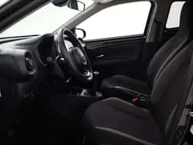 Toyota Aygo (2022) thumbnail 9