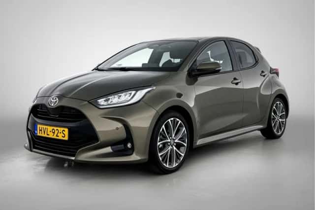 Toyota Yaris (2025) thumbnail 1