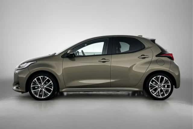Toyota Yaris (2025) thumbnail 3
