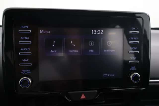 Toyota Yaris (2022) thumbnail 5