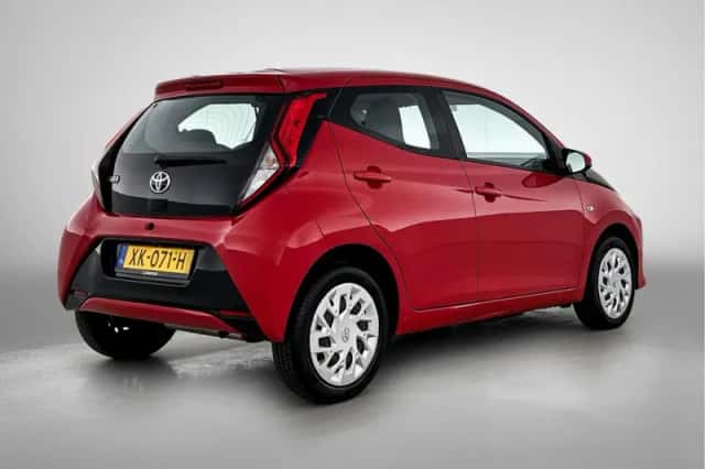 Toyota Aygo (2019) thumbnail 2