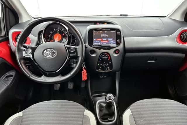 Toyota Aygo (2019) thumbnail 4