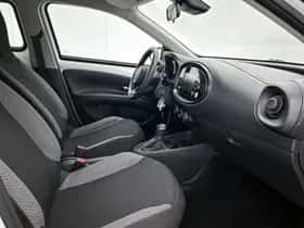 Toyota Aygo (2023) thumbnail 27
