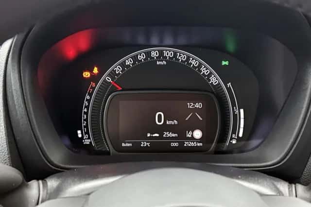 Toyota Aygo (2025) thumbnail 5