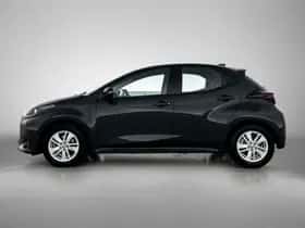 Toyota Yaris (2025) thumbnail 3