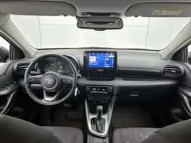 Toyota Yaris (2025) thumbnail 4