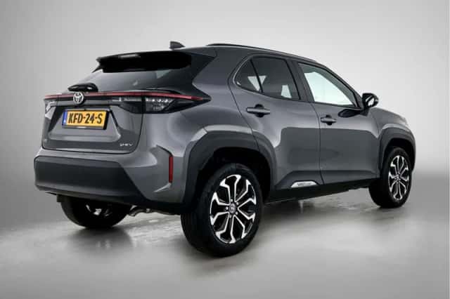 Toyota Yaris_Cross (2025) thumbnail 2