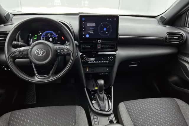 Toyota Yaris_Cross (2025) thumbnail 3