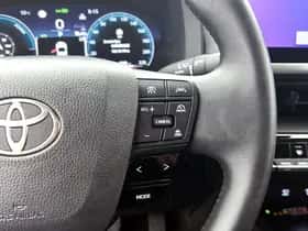 Toyota C-HR (2025) thumbnail 14