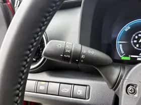 Toyota C-HR (2025) thumbnail 25