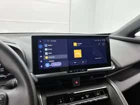 Toyota C-HR (2025) thumbnail 7