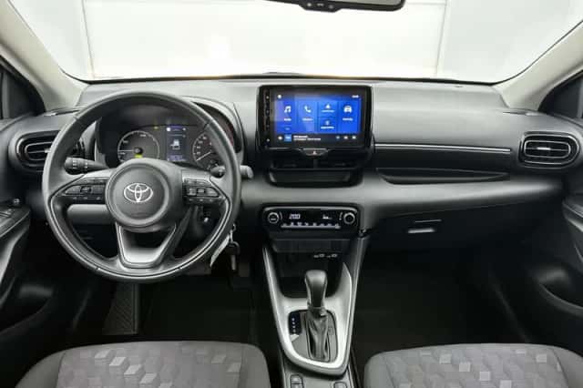 Toyota Yaris (2025) thumbnail 4