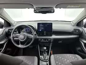 Toyota Yaris (2025) thumbnail 4