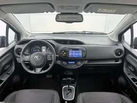 Toyota Yaris (2018) thumbnail 4