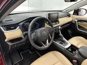 Toyota RAV4 (2019) thumbnail 40