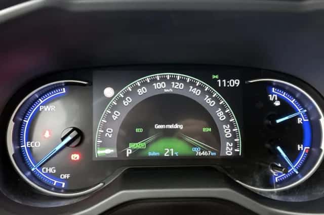 Toyota RAV4 (2019) thumbnail 5