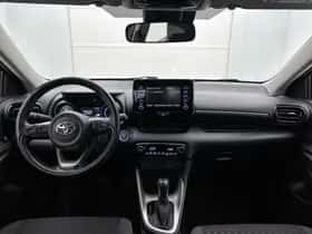 Toyota Yaris (2022) thumbnail 4