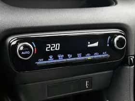 Toyota Yaris (2022) thumbnail 9