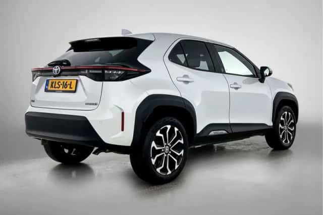 Toyota Yaris_Cross (2022) thumbnail 2