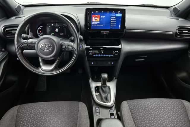 Toyota Yaris_Cross (2022) thumbnail 4