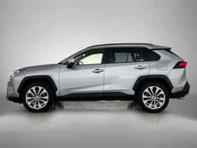 Toyota RAV4 (2021) thumbnail 3
