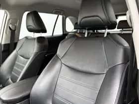 Toyota RAV4 (2021) thumbnail 30
