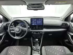 Toyota Yaris (2025) thumbnail 4