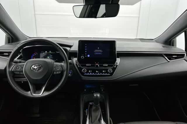 Toyota Corolla (2022) thumbnail 4