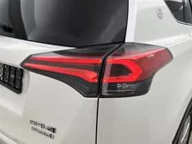 Toyota RAV4 (2018) thumbnail 44