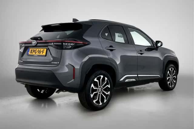 Toyota Yaris_Cross (2023) thumbnail 2