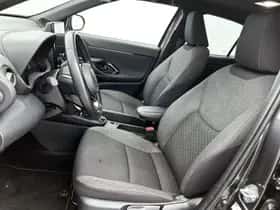 Toyota Yaris_Cross (2024) thumbnail 15