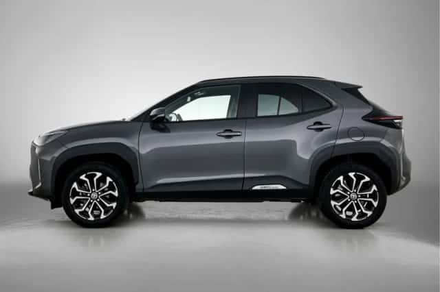 Toyota Yaris_Cross (2024) thumbnail 3