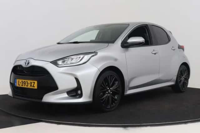Toyota Yaris (2021) thumbnail 1
