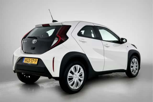 Toyota Aygo (2025) thumbnail 2