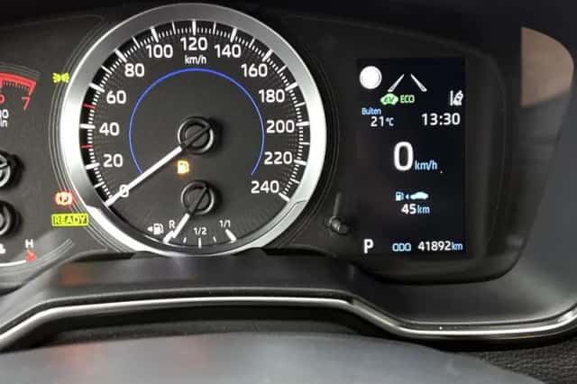 Toyota Corolla (2022) thumbnail 5