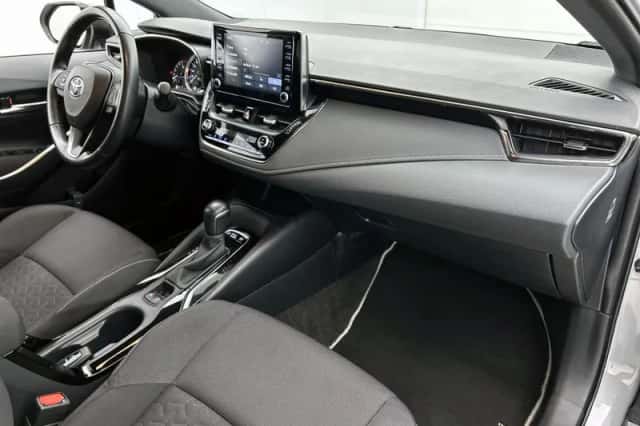 Toyota Corolla (2022) thumbnail 6