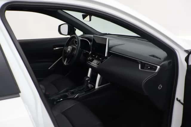 Toyota Corolla_Cross (2024) thumbnail 6