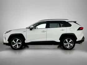 Toyota RAV4 (2022) thumbnail 3