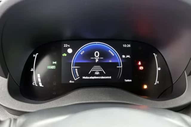 Toyota Yaris_Cross (2025) thumbnail 5