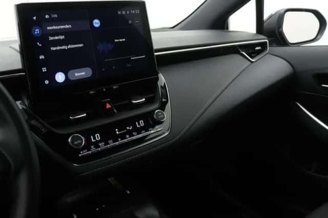 Toyota Corolla_Touring_Sports (2023) thumbnail 6