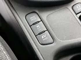 Toyota Yaris_Cross (2025) thumbnail 25