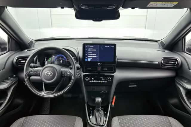 Toyota Yaris_Cross (2025) thumbnail 4