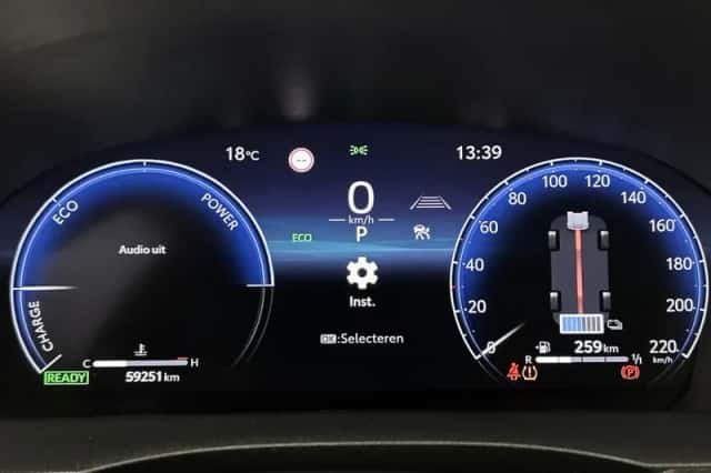 Toyota Yaris (2024) thumbnail 5